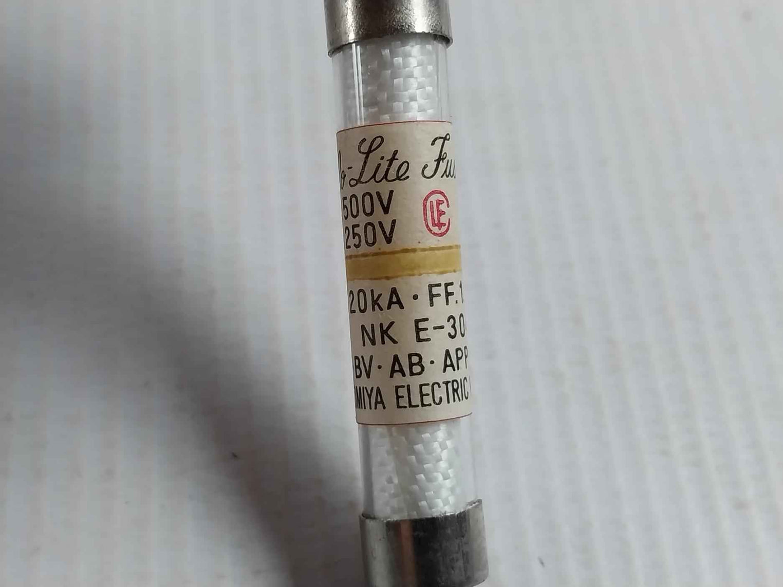 Lot Of 8X Utsunomiya Electric Nc1 Cello-lite Fuse Ac 500V Dc 250V 5A