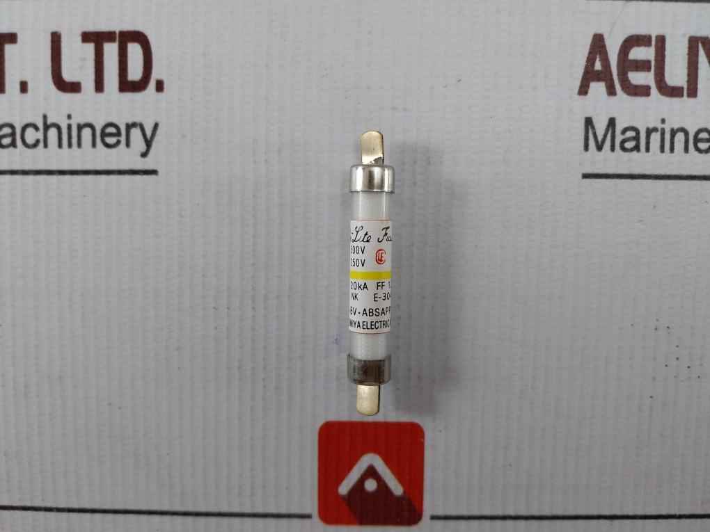 Lot Of 8x Utsunomiya Electric Nc1 Cello-lite Fuse Ac 500v Dc 250v 10a Nk E-3049