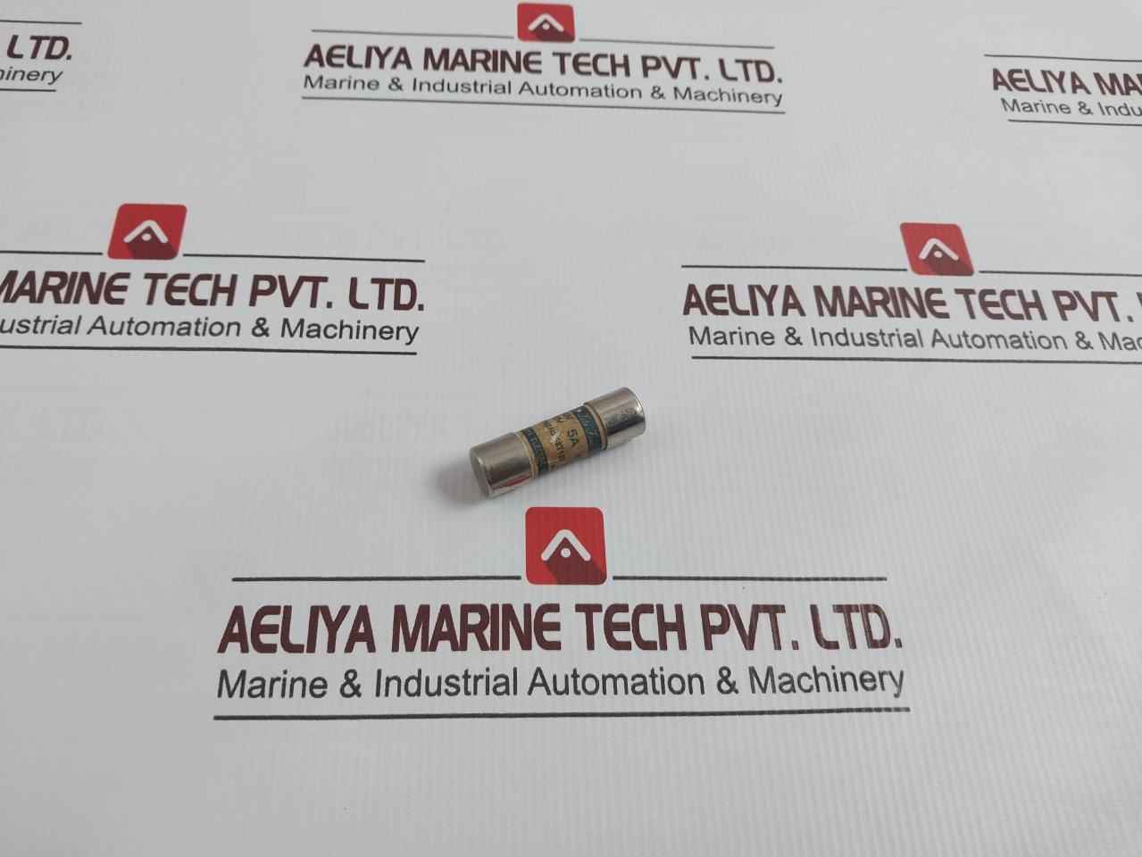 Lot Of 8x Utsunomiya Electric Uc1 Cello-lite Fuse Ac 500v Dc 250v 5a