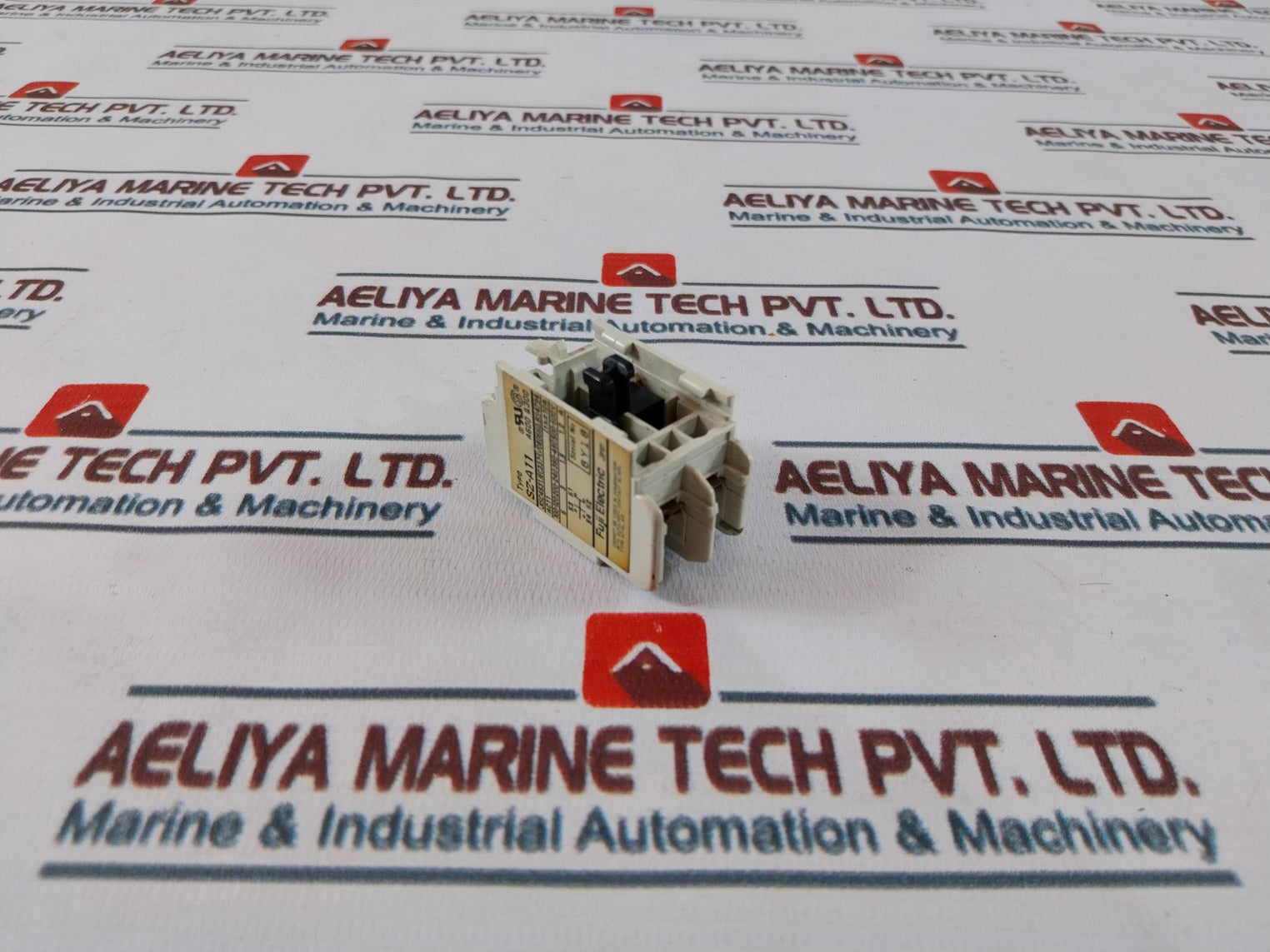 Lot Of 9X Fuji Electric Sz-a11/ Sz-al.Ar Auxiliary Contact Block 10A