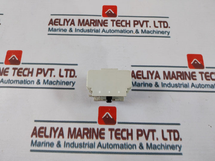 Lot of 9X Fuji Electric SZ-A11/ SZ-AL.AR Auxiliary Contact Block 10A