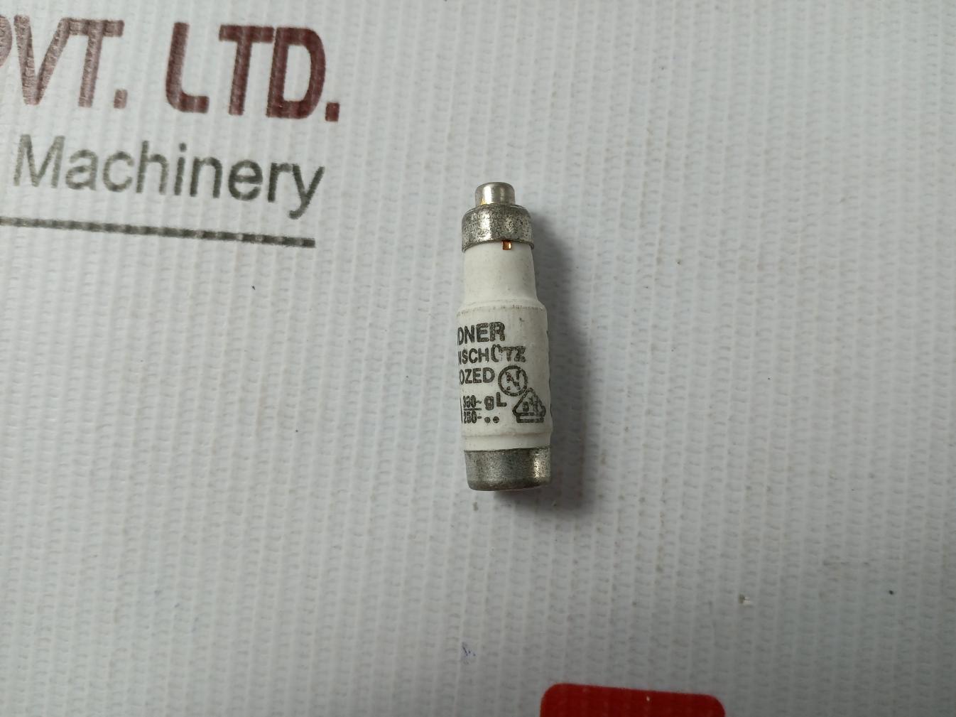 Lot of 9X Lindner 10A GL Fuse-Neozed 380/250-