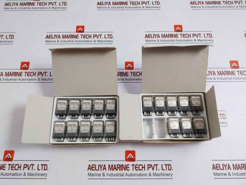Lot Of 9X My4N Relay 24Vdc Omron