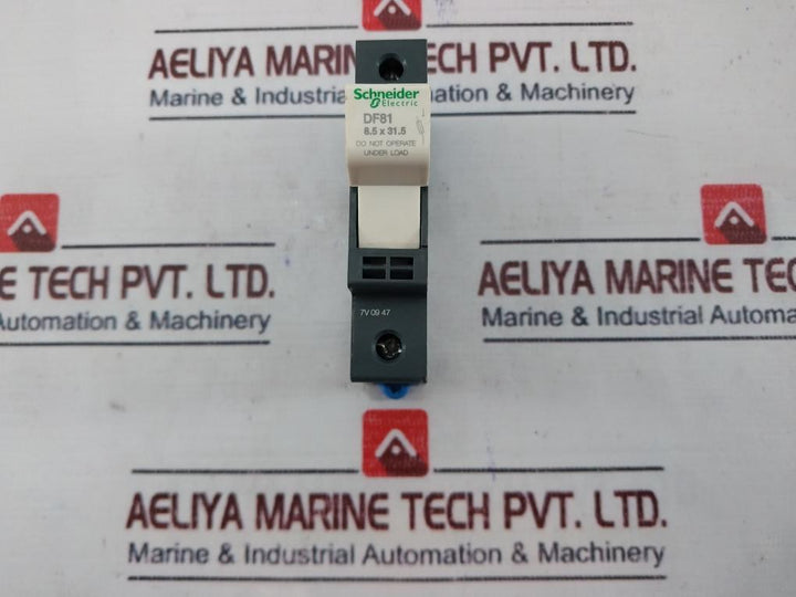 Lot of 9X Schneider Electric/Telemecanique DF81 Fuse Holder