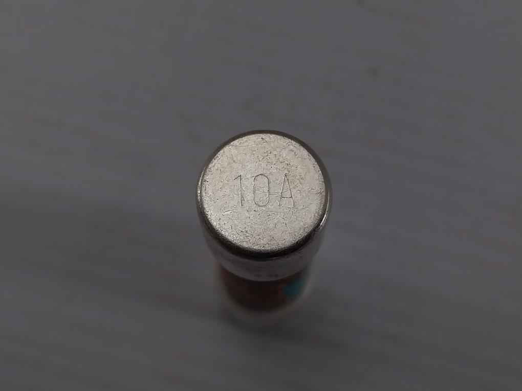 Lot Of 9X Utsunomiya Electric Nc0 Cello-lite Fuse 10A 500V