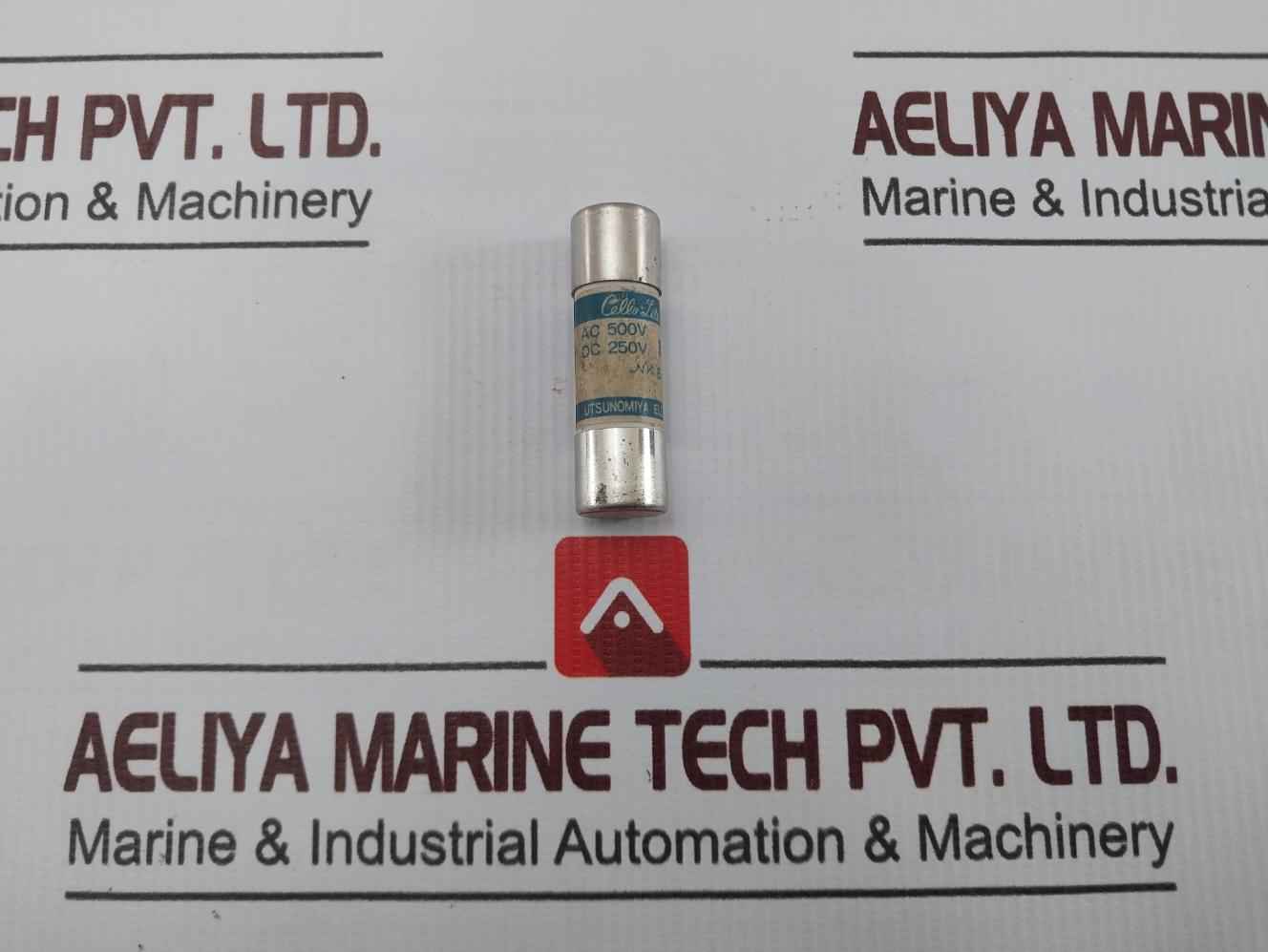 Lot Of 9X Utsunomiya Electric Uc1 Cello-lite Fuse Ac 500V Dc 250V 5A