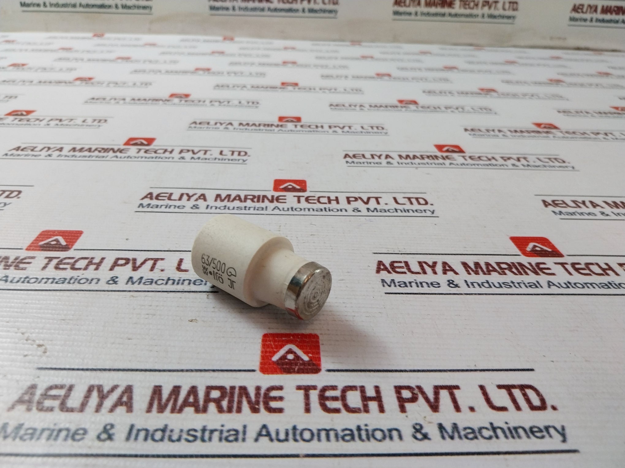 Lot Of 10X Ifo Electric 63/500 Ceramic Bottle Fuse