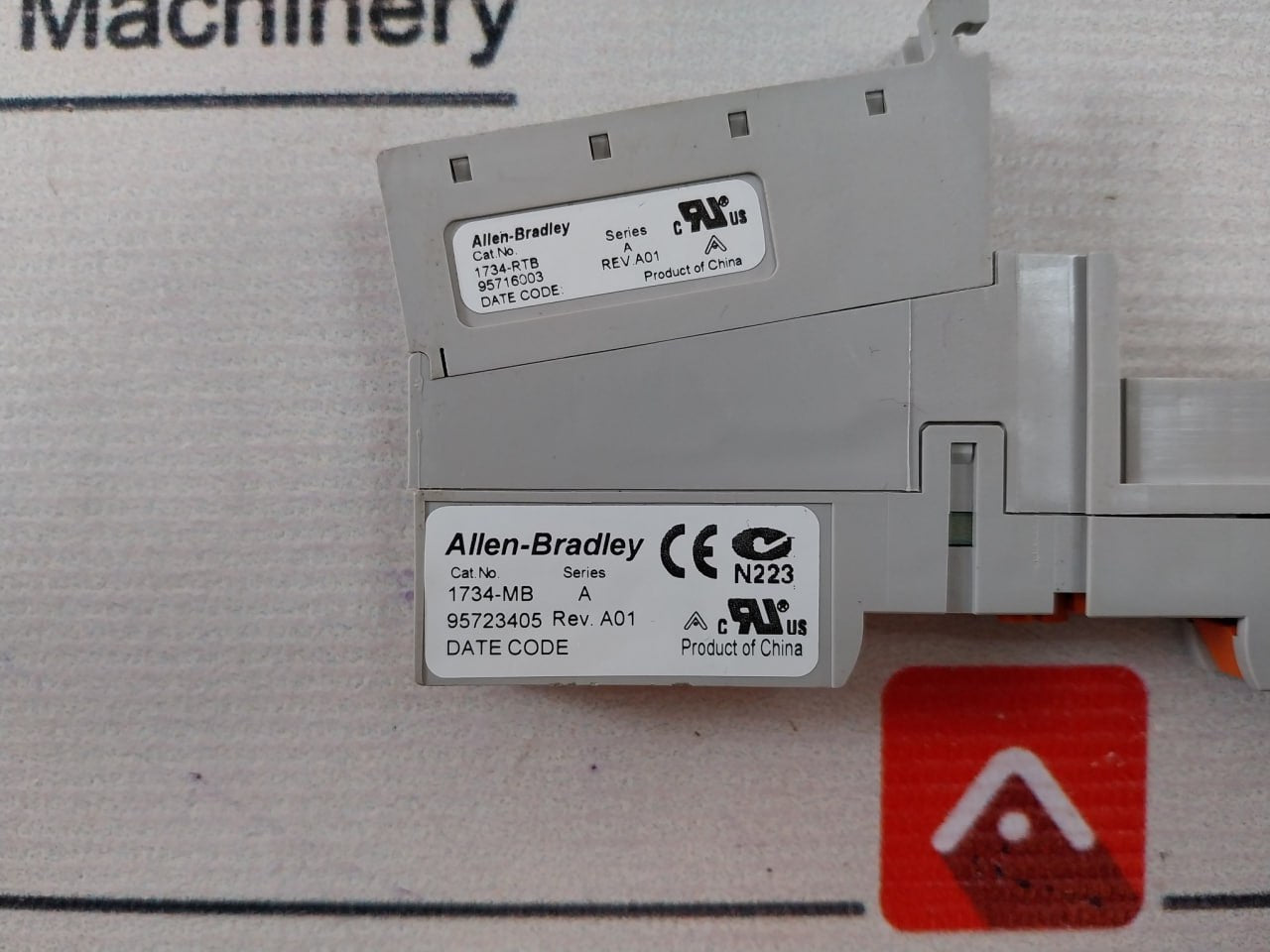 Lot of 2X ALLEN-BRADLEY 1734-MB Series A Point I/O Mounting Base Rev A01