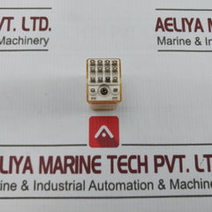 Lot of 2X IDEC RY4S-LD Relay DC24V