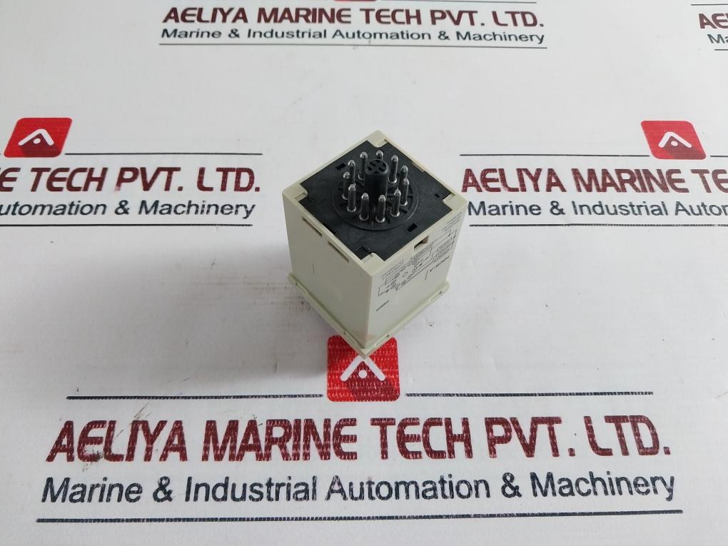 Lot Of 2x Omron H3cr-a Electronic Timer 24vdc/ac 5a 250vac