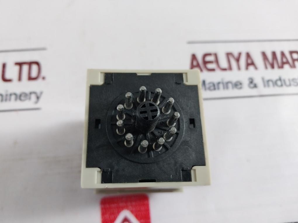 Lot Of 2x Omron H3cr-a Electronic Timer 24vdc/ac 5a 250vac