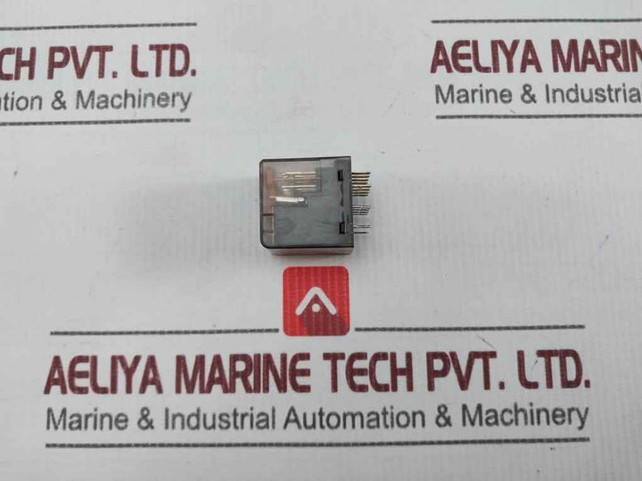 Lot of 3X SIEMENS LZX: PT570730 Plug-in Relay 230V AC Used