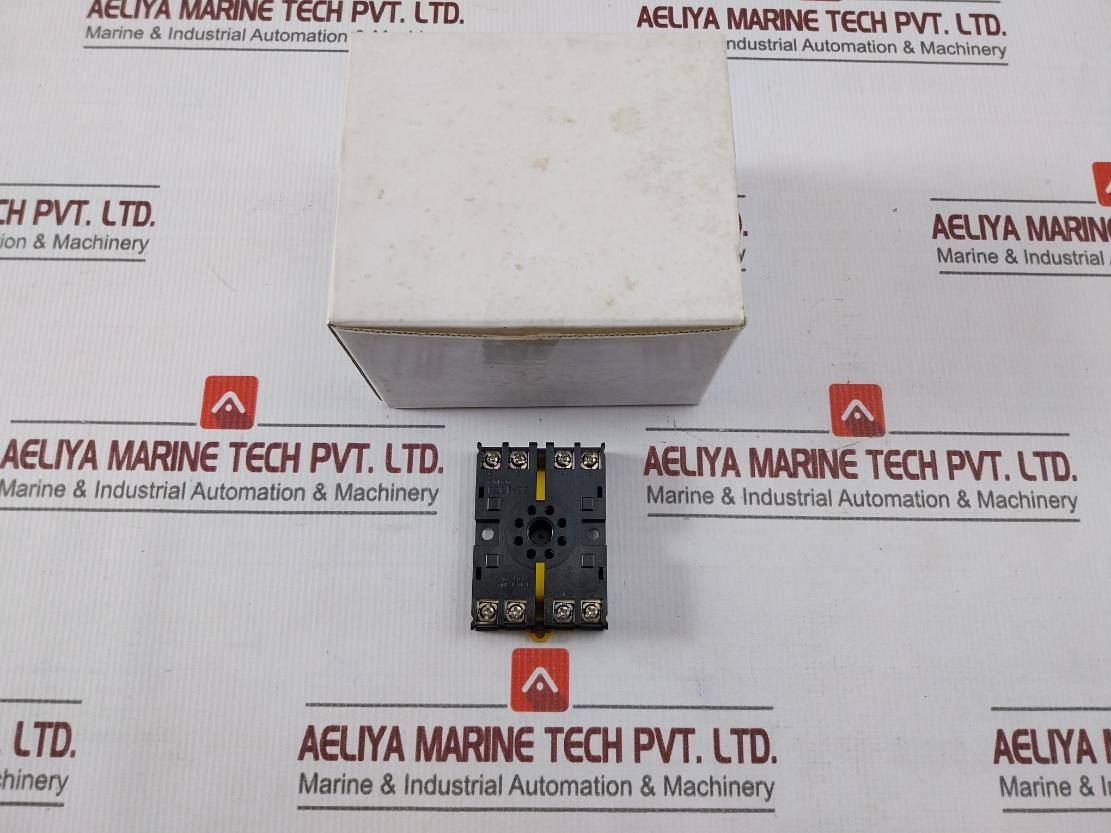 Lot Of 5X Omron P2Cf-08 Din Rail Relay Socket 10A 250Vac Resistive