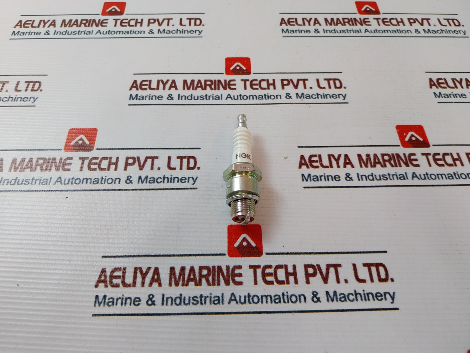 Lot Of 6X Ngk B8Hs-10 5126 Spark Plug