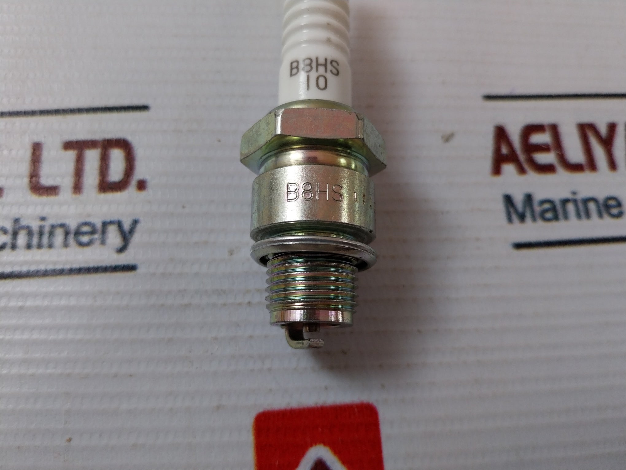 Lot of 6X NGK B8HS-10 5126 Spark Plug