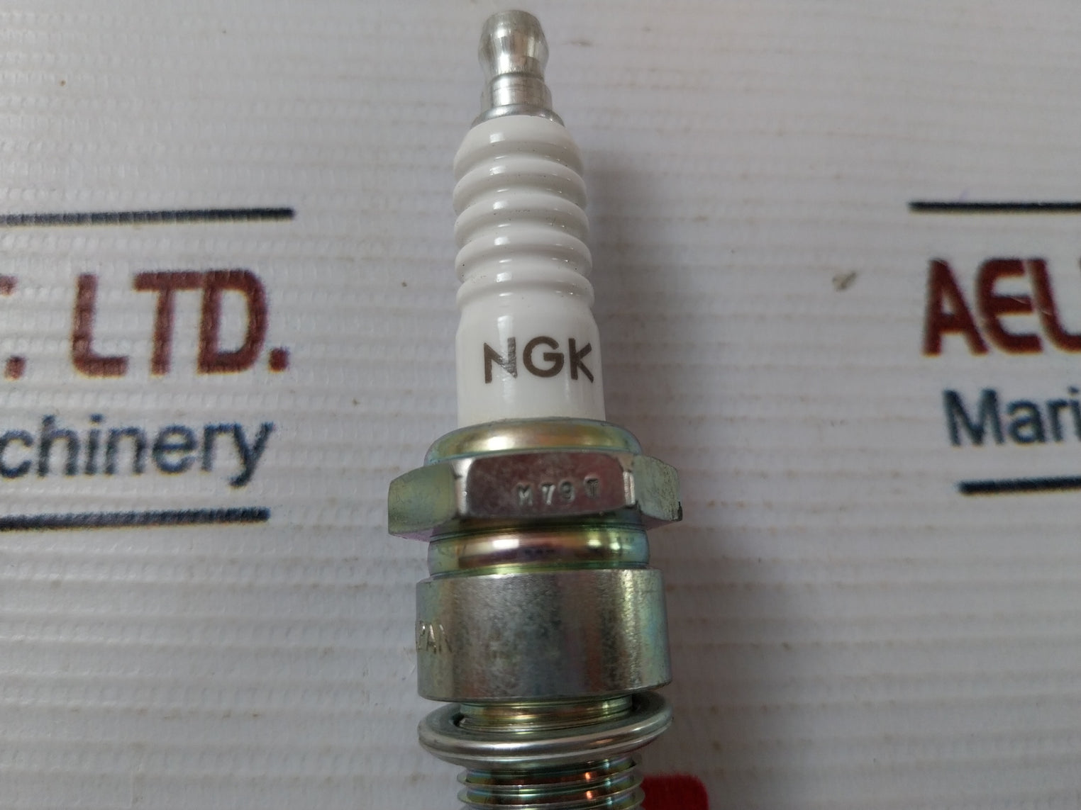 Lot Of 6X Ngk B8Hs-10 5126 Spark Plug