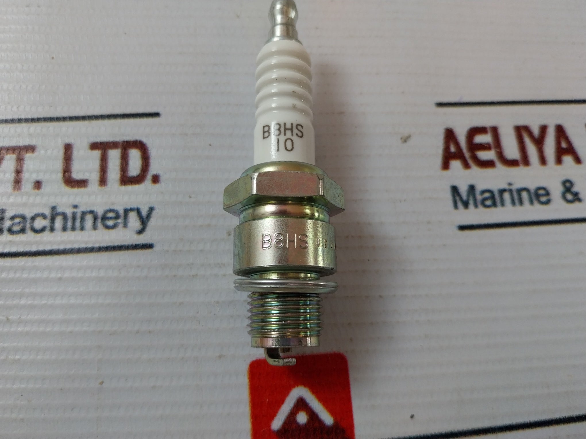 Lot of 6X NGK B8HS-10 5126 Spark Plug