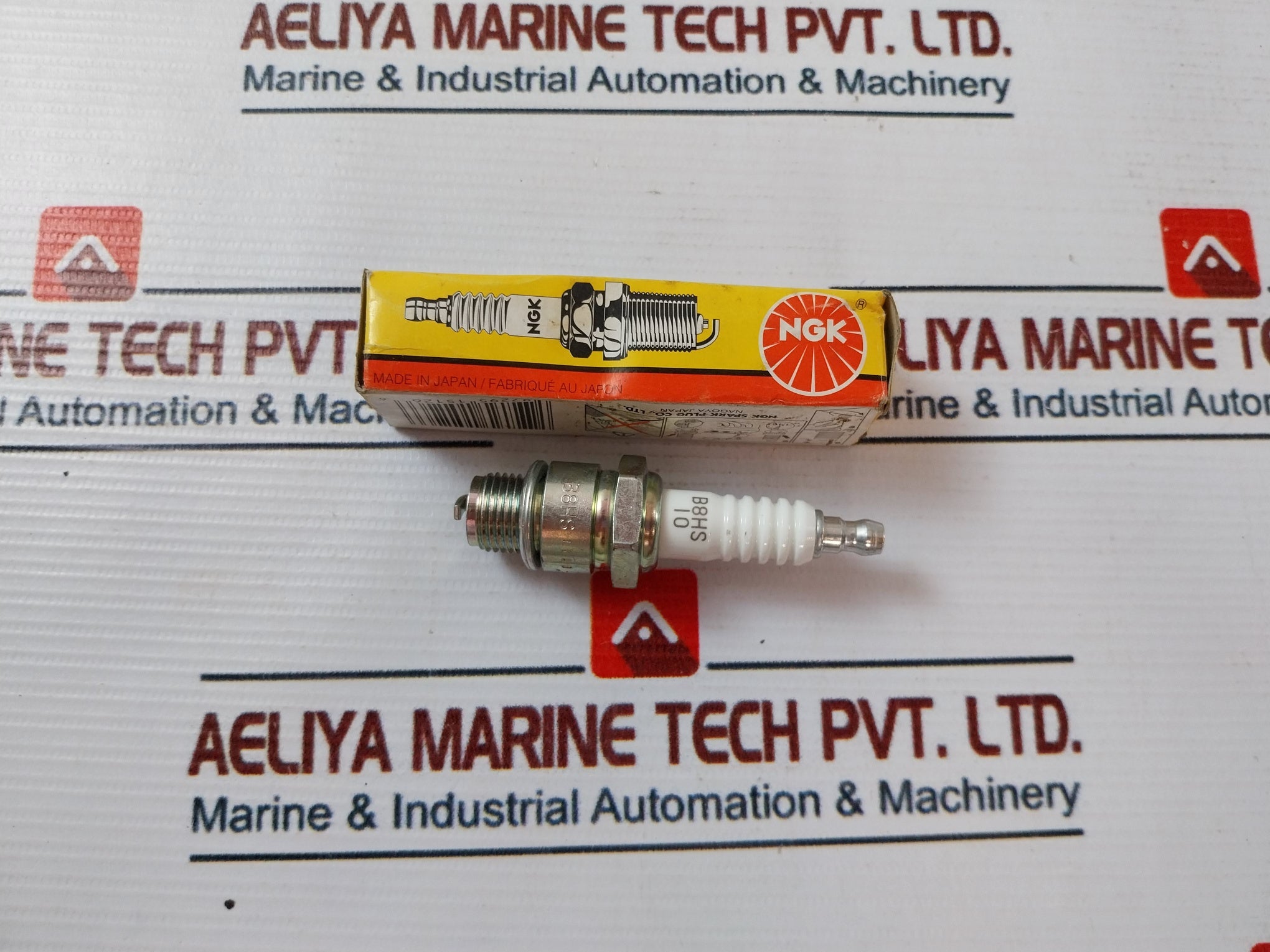 Lot of 6X NGK B8HS-10 5126 Spark Plug
