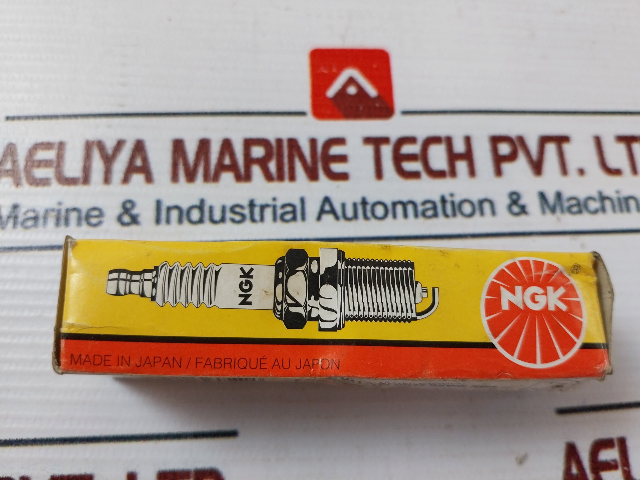 Lot of 6X NGK B8HS-10 5126 Spark Plug