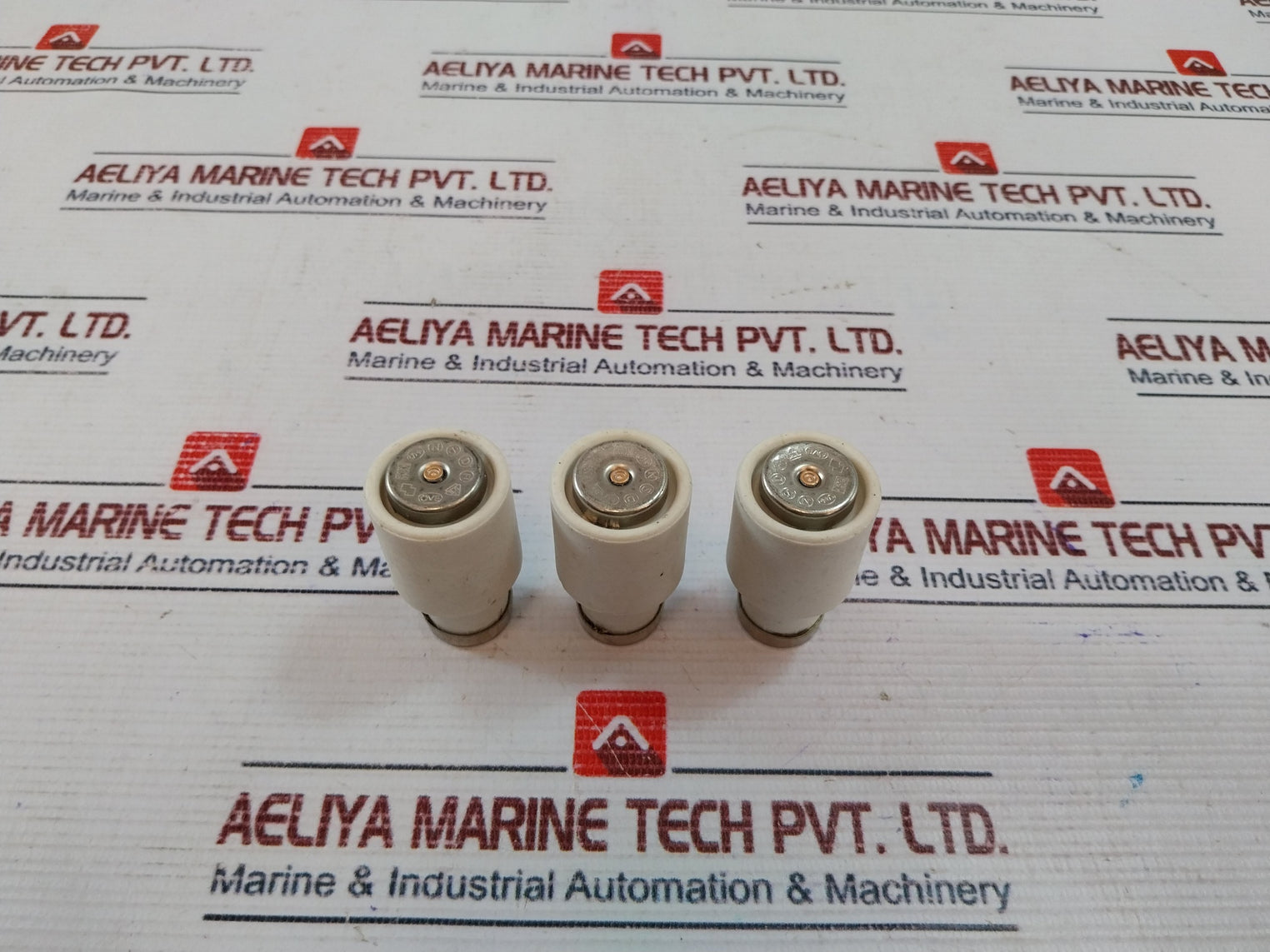 Lot of 7X IFO 63/500 GL Ceramic Fuse, CEE16, 63/500 GL