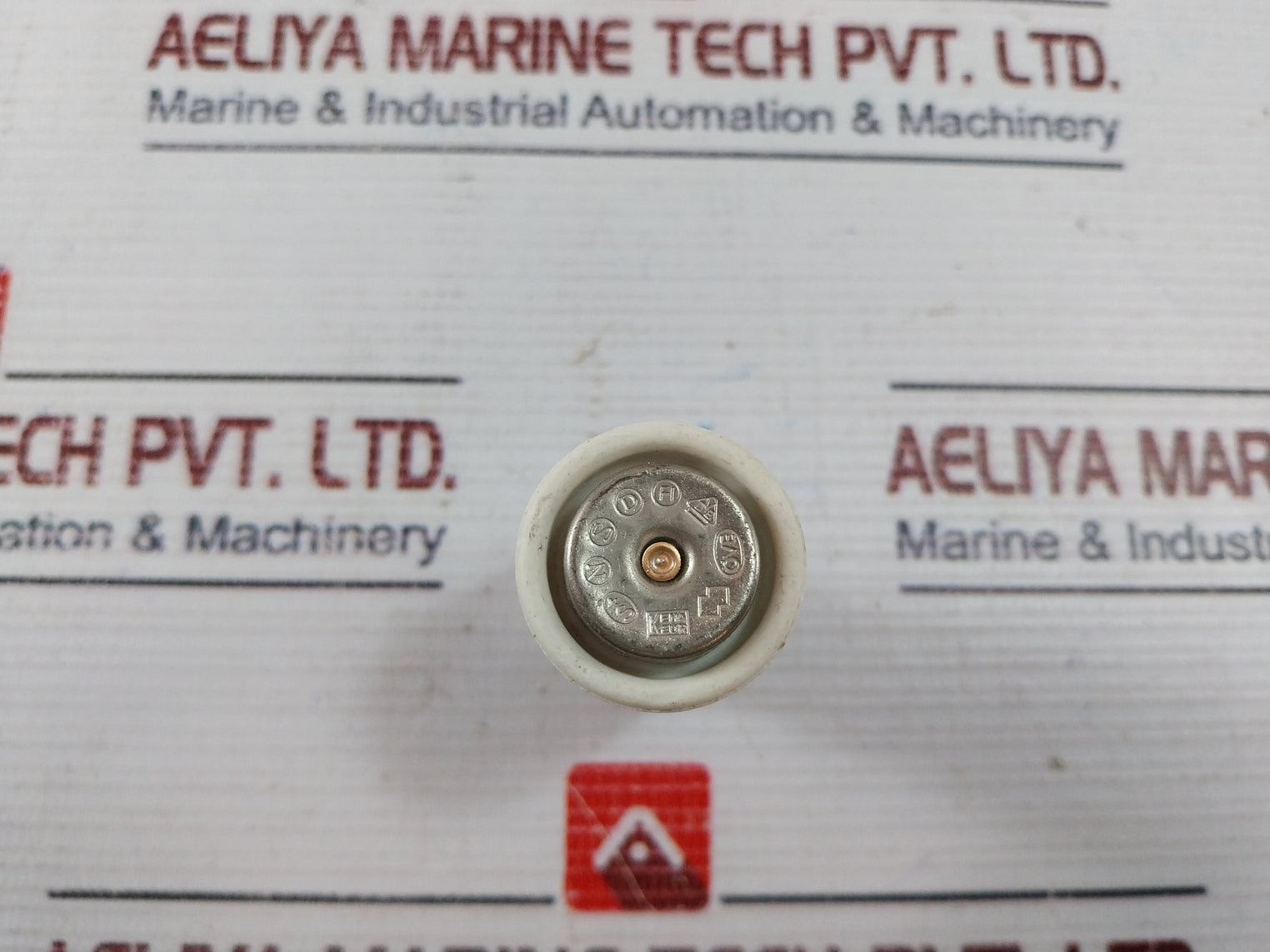 Lot of 7X IFO 63/500 GL Ceramic Fuse, CEE16, 63/500 GL