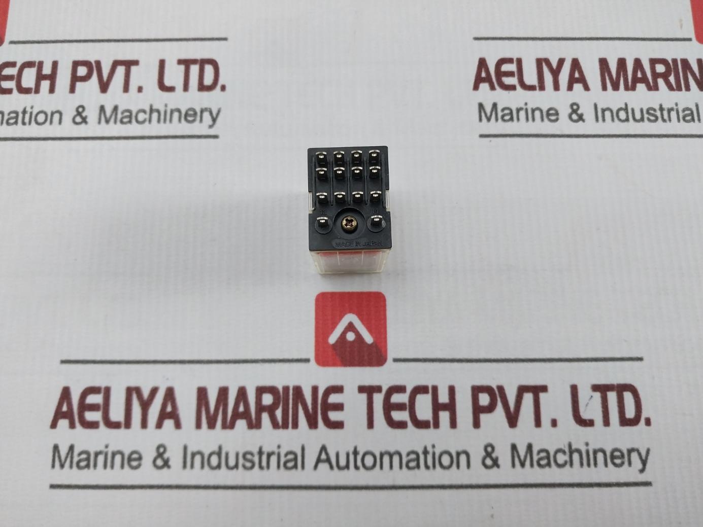 Lot Of 7X Omron My4 Relay Iec255 24Vdc I2 5A 240V