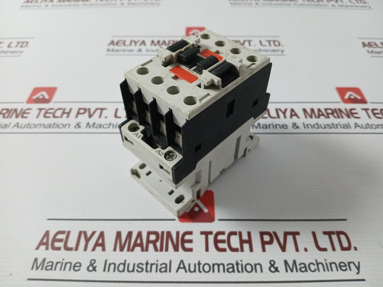 Lovato Dpbf09T4A Iec Contactor 30A 600Vac 75C 2Xawg 8-16 Str Ac1 25A 120V 60Hz