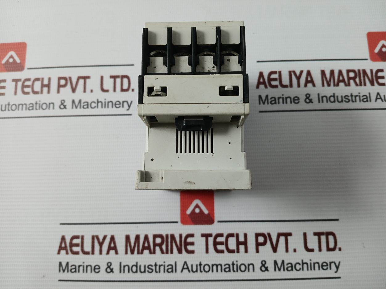 Lovato Dpbf09T4A Iec Contactor 30A 600Vac 75C 2Xawg 8-16 Str Ac1 25A 120V 60Hz