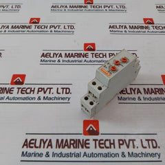 Lovato Tm M1 Multifunction Time Relay 12-240Vac/Dc 50/60Hz