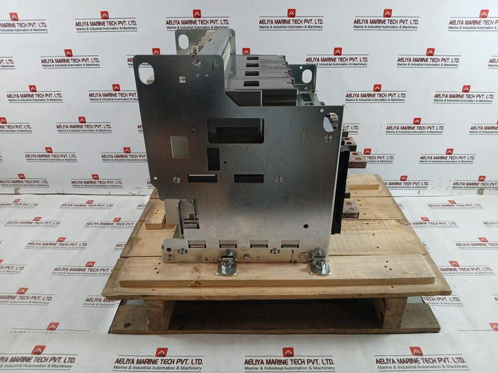 Low-Voltage-Air-Circuit-Breaker-By-Mitsubishi-Ae-Sw-690-Vac-50-60hz-Ae1600-Sw-23