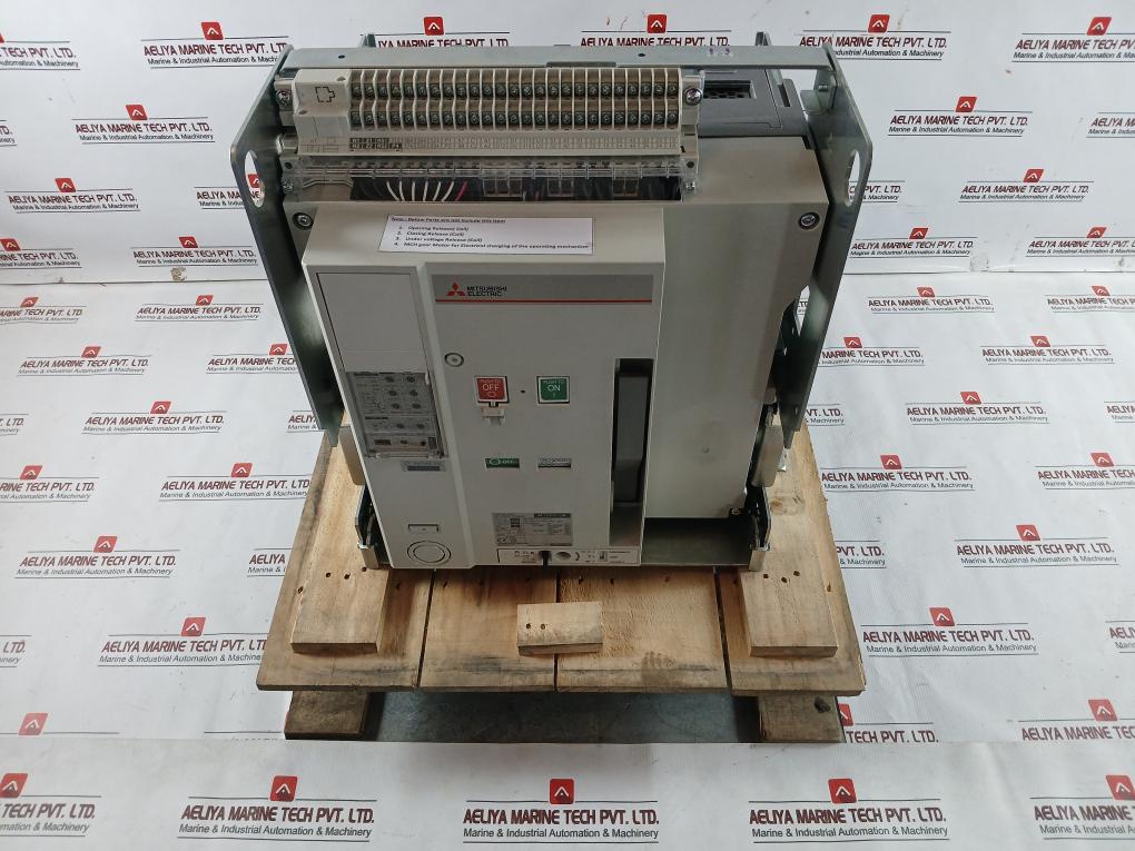 Low-Voltage-Air-Circuit-Breaker-By-Mitsubishi-Ae-Sw-690-Vac-50-60hz-Ae1600-Sw-6