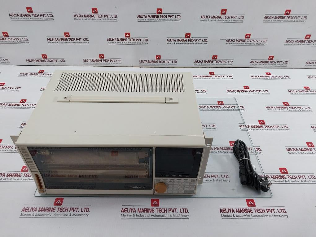 Lr4100e-Yokogawa-371111-B-0-Dc-F-00-240v-Ac-12-24v-Dc-Industrial-Chart-Recorder-1