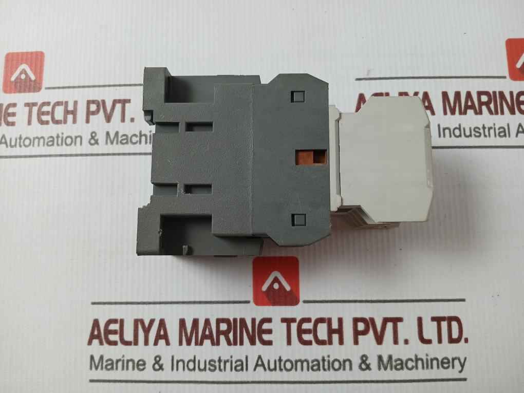 Ls Ua-4 Auxiliary Contact Unit 200V 220V 50Hz 60Hz