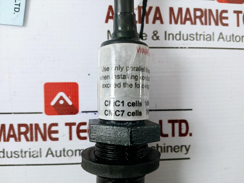 Lth Electronics Cmc7/10/pt43 Conductivity Cell, 7 M, 0.75” Bspm