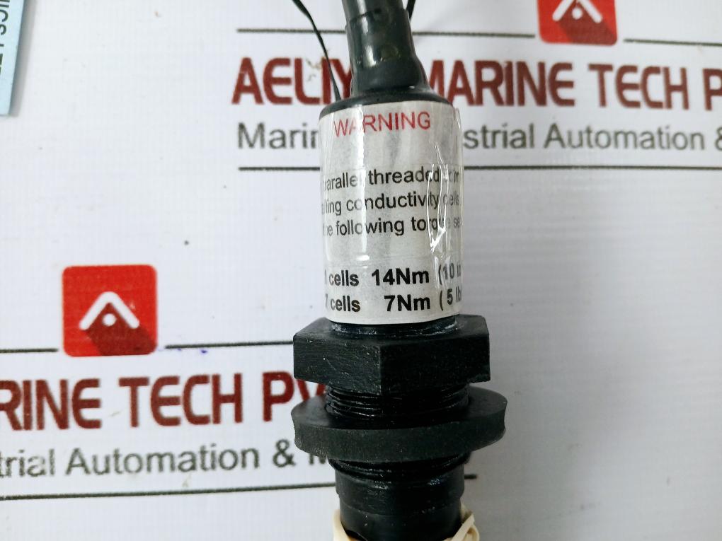 Lth Electronics Cmc7/10/pt43 Conductivity Cell, 7 M, 0.75” Bspm