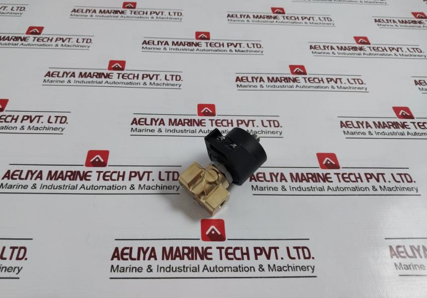 Lucifer 121K2421 Solenoid Valve 30 Bar 230V 60Hz 14W Ip67