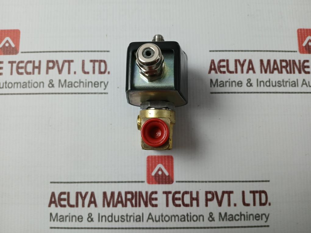Lucifer E133K05 3/2-way Solenoid Valve P51318-01 001