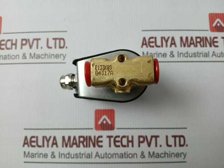 Lucifer E133K05 3/2-way Solenoid Valve P51318-01 001