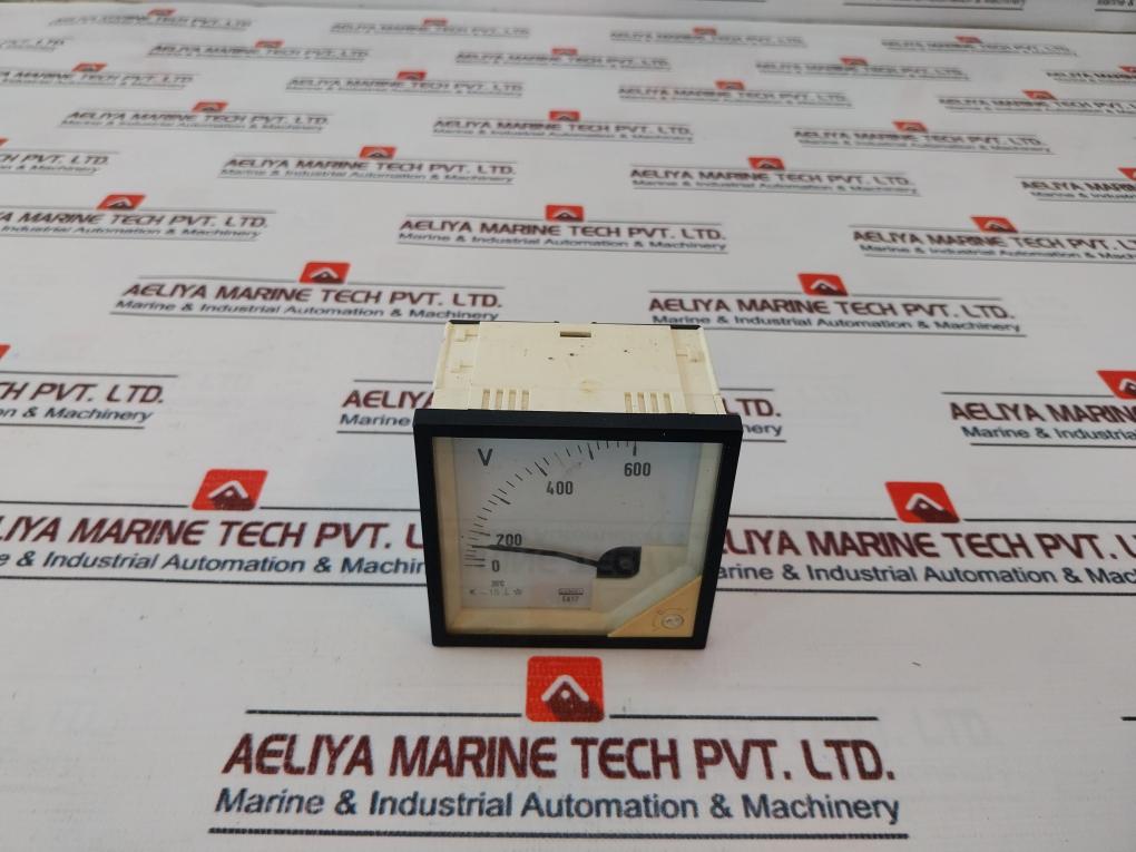 Lumel EA17 Volt Meter 0-600 V