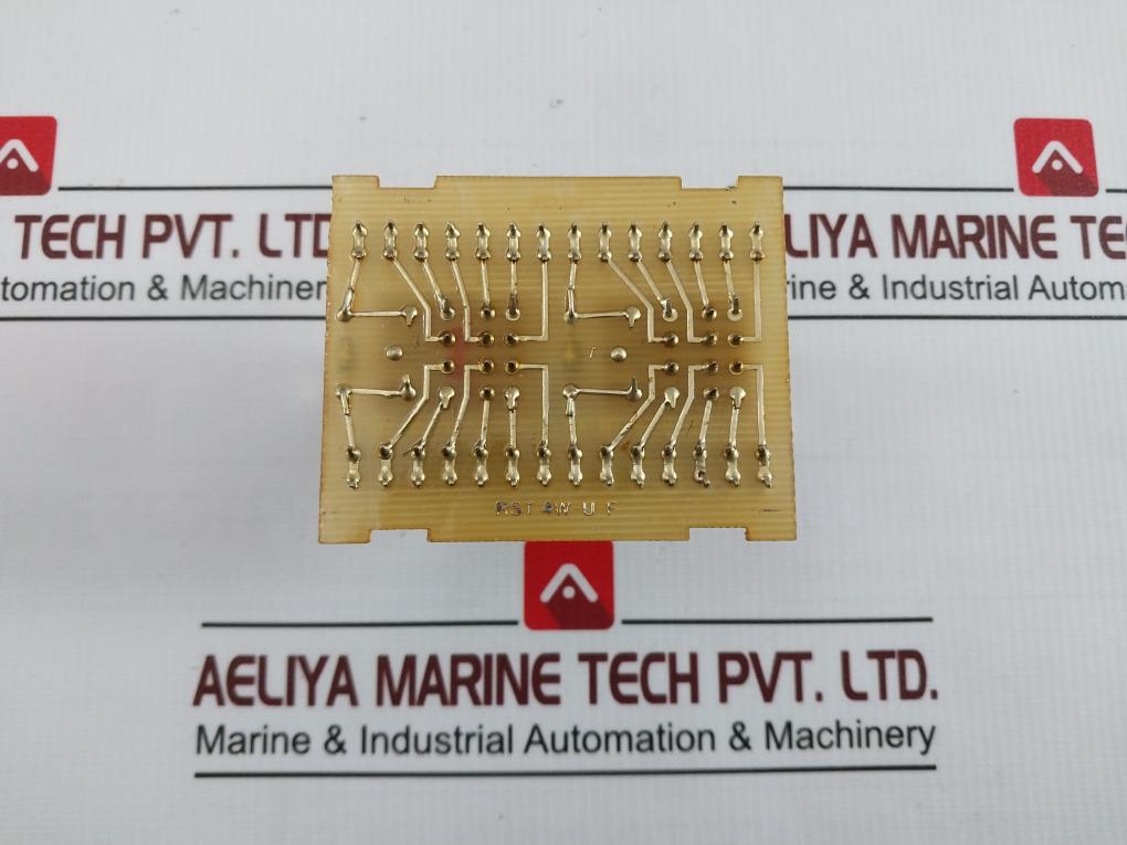 Lutze Rst 4W-u-f My4 Relay Printed Circuit Board Module 24Vdc 17X5W1