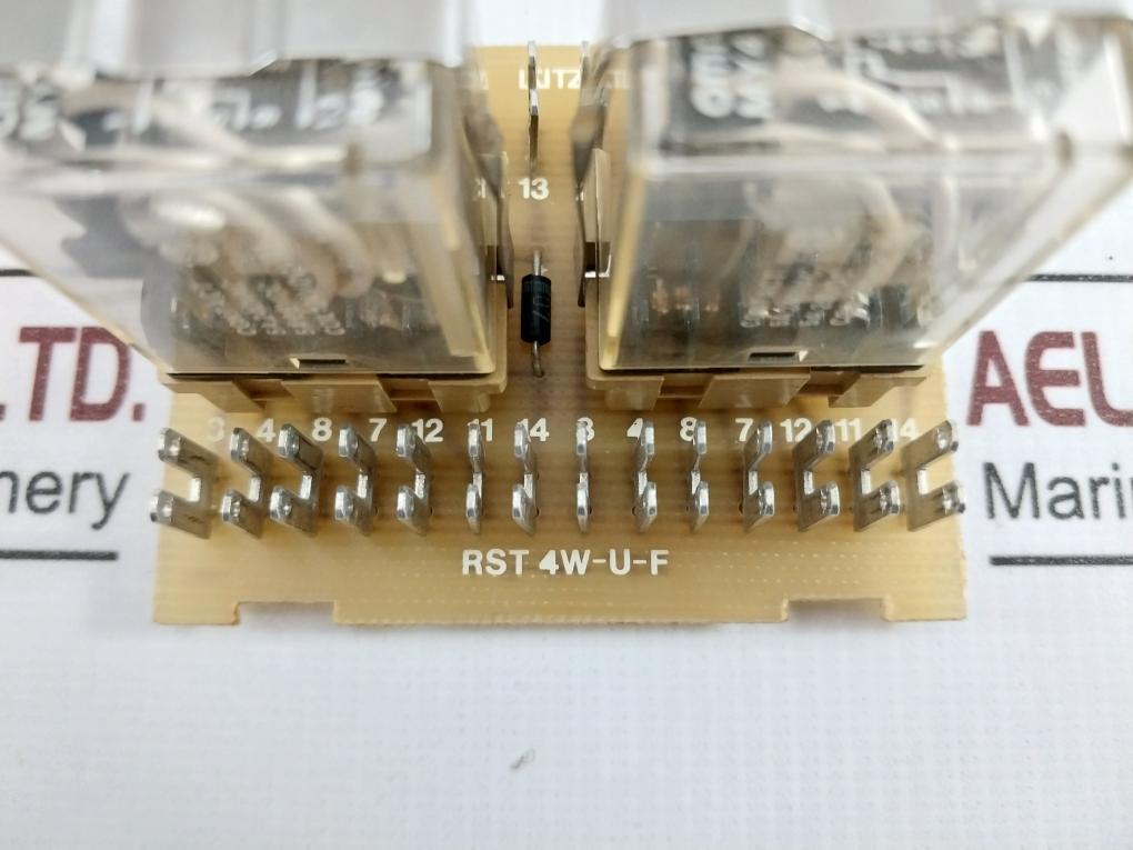 Lutze Rst 4W-u-f My4 Relay Printed Circuit Board Module 24Vdc 17X5W1