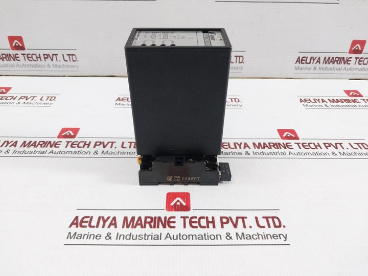 M-system 220Vac Signal Transmitter W/ Socket Base Kwvs2-a1Aa-h