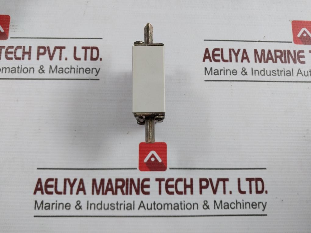 M.Schneider Nh-00/000 Eurofuse Holder W/ Fuses Gl-gg 120Ka Ac500V Vde0636/2