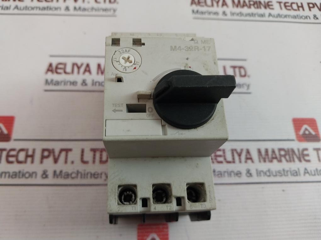 M4-32R-17 Manual Motor Circuit Breaker 690V 50/60Hz