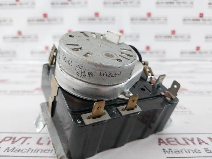 M460-g 25A, 250Vac (Htr) Timer And Cycle Reversing Switch M006 3W S 115Vac 60Hz