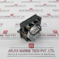 M460-g 25A, 250Vac (Htr) Timer And Cycle Reversing Switch M006 3W S 115Vac 60Hz