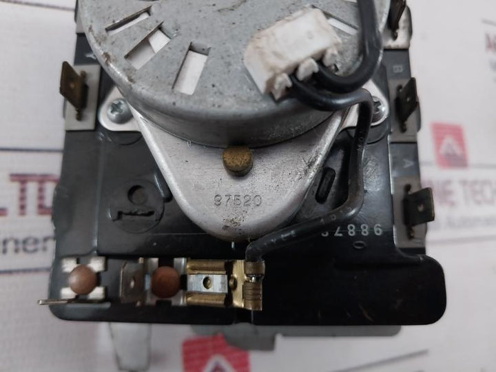 M460-g 25A, 250Vac (Htr) Timer And Cycle Reversing Switch M006 3W S 115Vac 60Hz