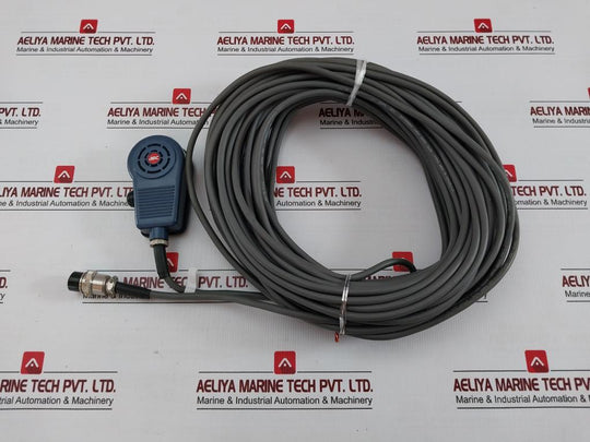 M7-e Marine Radio 30-meter Dynamic Microphone