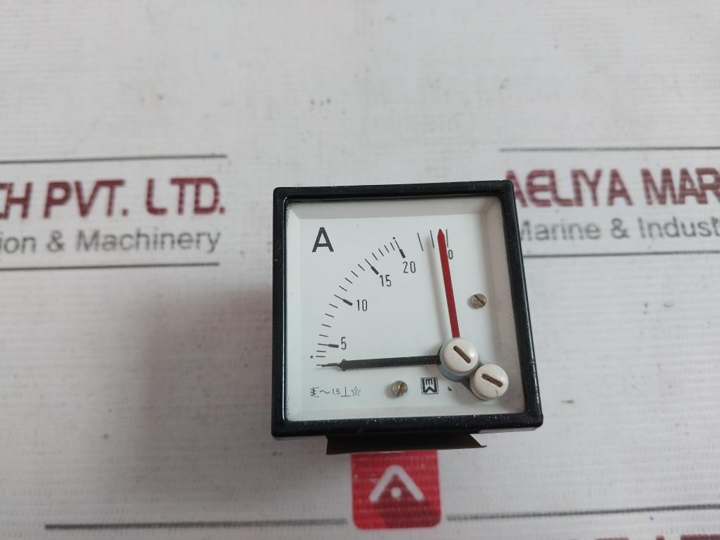 M&W 0-20/40A Analog Meter