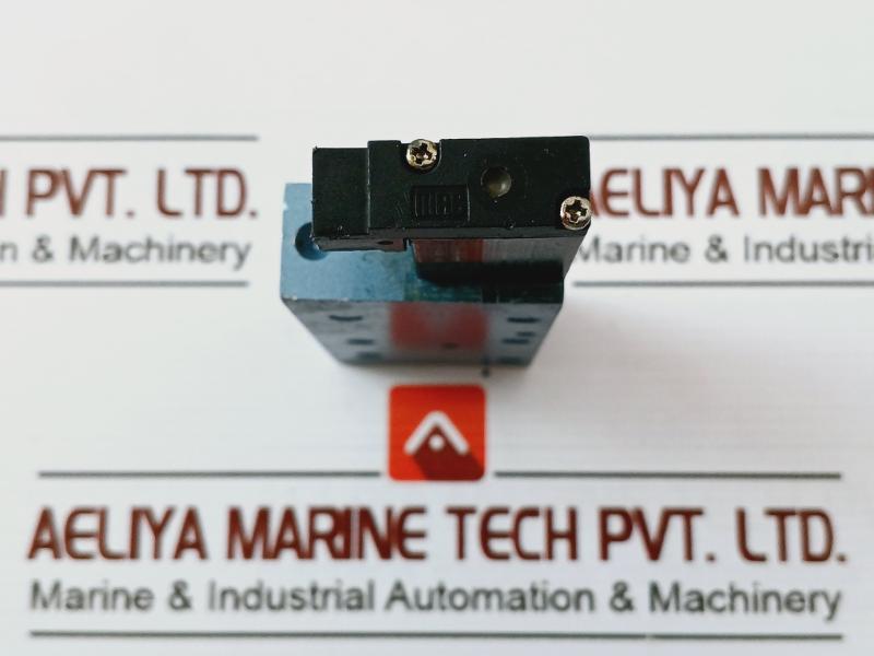 Mac 48B-ama-000-gdk0-1Kj= Single Solenoid Piloted Valve